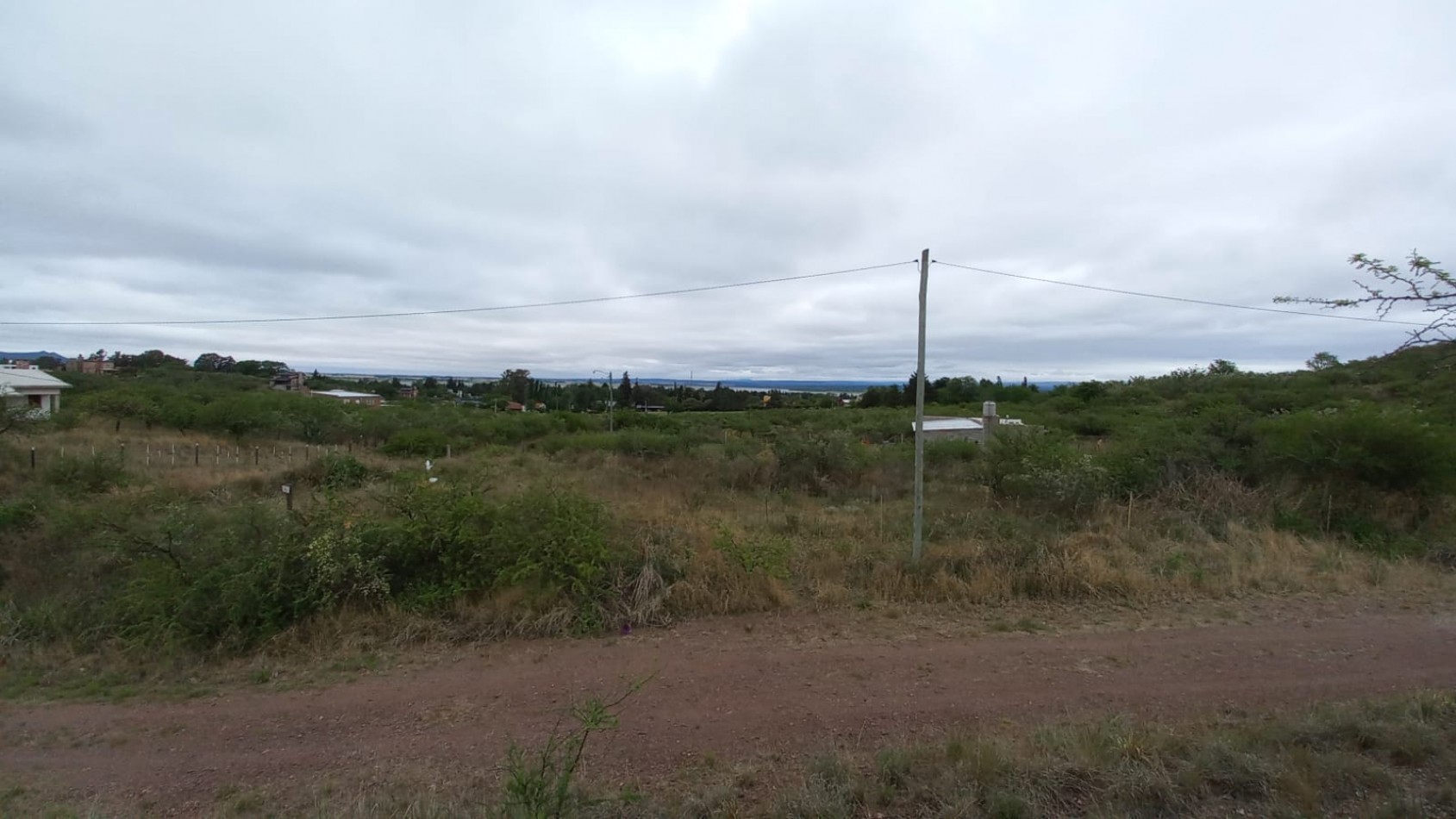 LOTE EN VENTA EN VILLA RUMIPAL, CALAMUCHITA