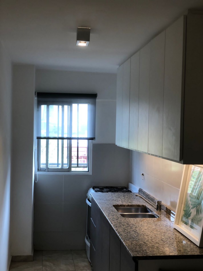 Departamento en venta Piso entero de 3 dormitorios con balcon - Centro