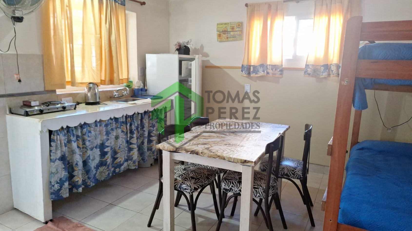 VENTA CASA MAS DOS DEPARTAMENTOS, SANTA ROSA DE CALAMUCHITA, CORDOBA  