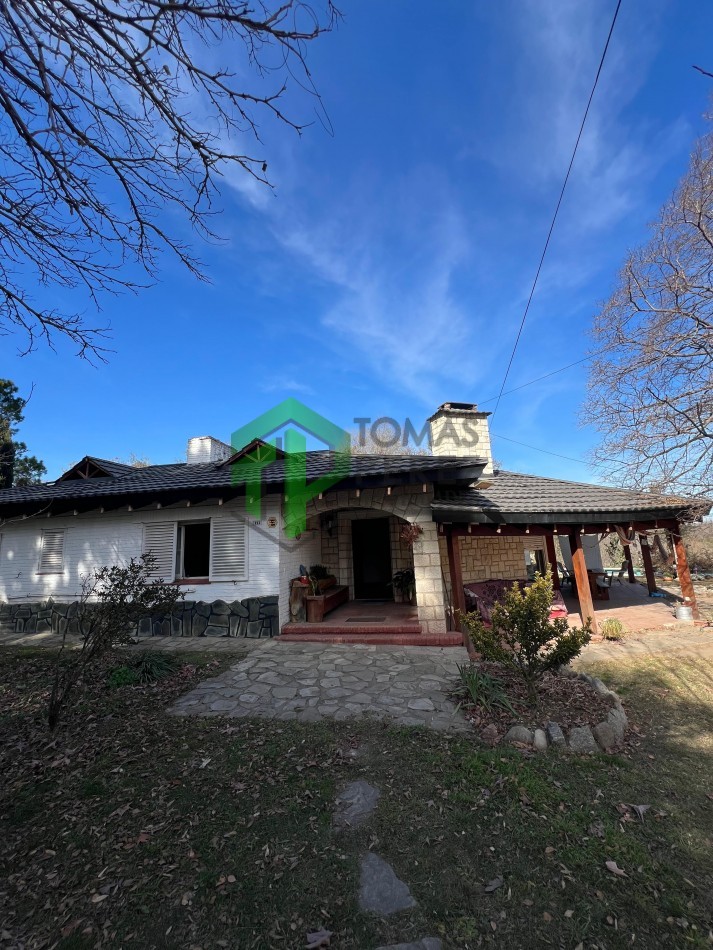 VENTA DE DOS PROPIEDADES EN SANTA ROSA DE CALAMUCHITA 