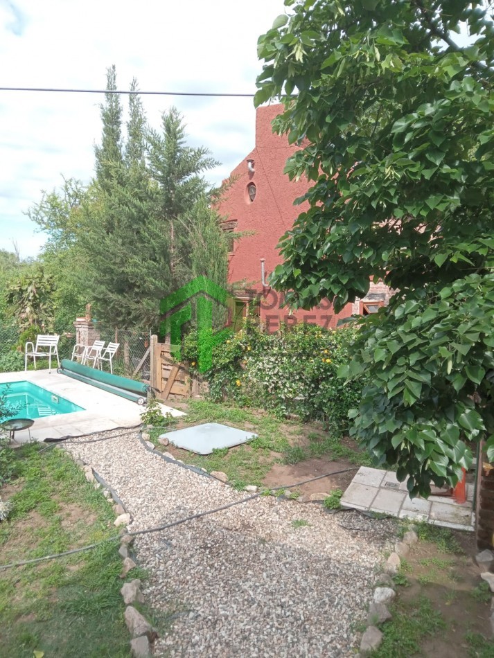 VENTA DE DOS PROPIEDADES EN SANTA ROSA DE CALAMUCHITA 