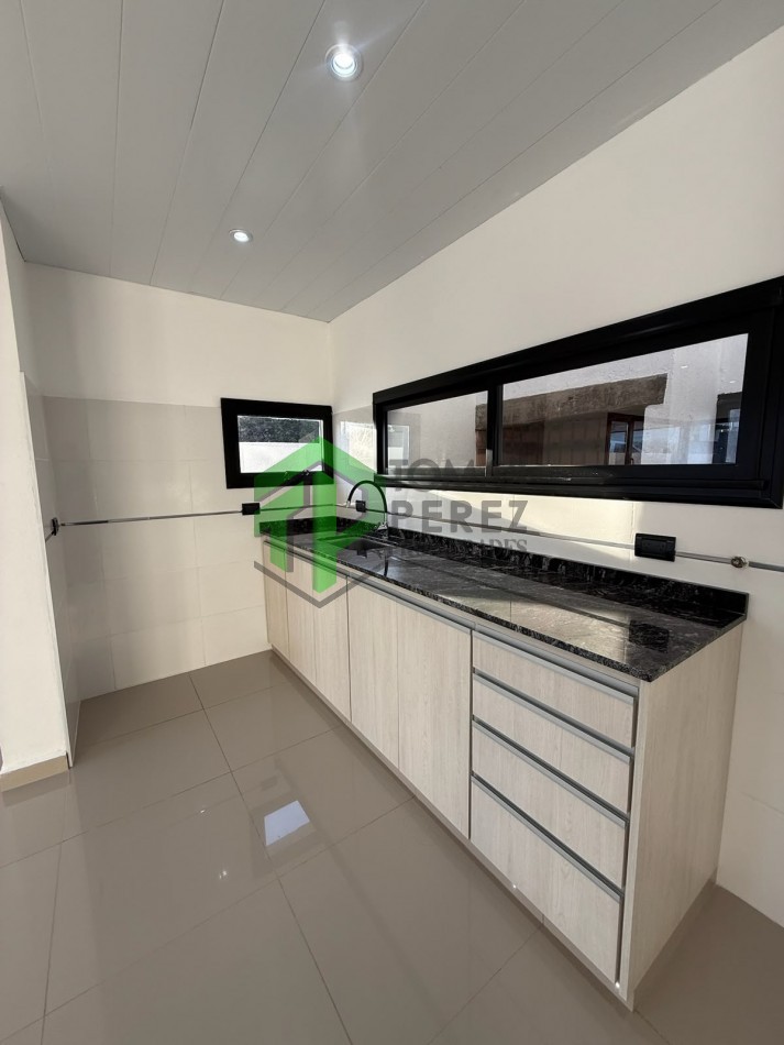 CASA A ESTRENAR EN VENTA
